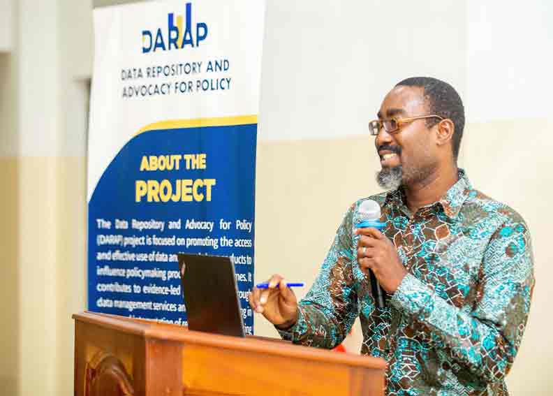 Dr. Asante during his presentation